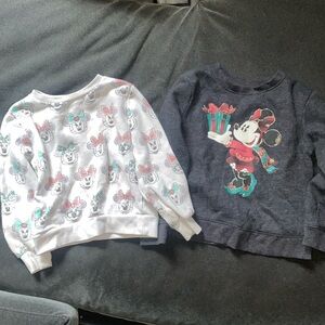 2 5T Minnie Mouse sweaters. Great holiday theme/ white cute Minnie print